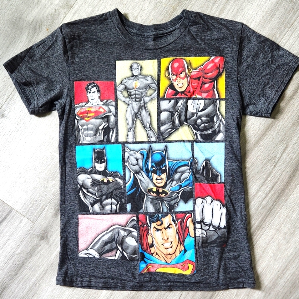 Justice League DC Comics Youth Graphic T-shirt Size Small Charcoal Gray